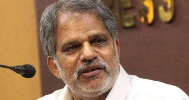 അ​ൻ​വ​റി​ന്‍റെ യാ​ത്ര യു​ഡി​എ​ഫി​ന്‍റെ  തി​ര​ക്ക​ഥ​യി​ലൂ​ടെ: വി​ജ​യ​രാ​ഘ​വ​ൻ
