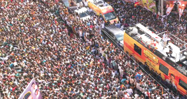 പ്രതീക്ഷിച്ചത് 10000 പേരെ,  എത്തിയത് ഇരുപതിരട്ടി