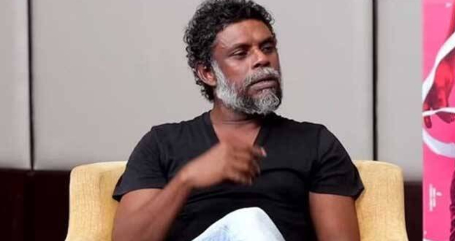 മ​​​ദ്യ​​​പി​​​ച്ച് ബ​​​ഹ​​​ള​​​മു​​​ണ്ടാ​​​ക്കി;  ന​ട​ന്‍ വി​നാ​യ​ക​ൻ അ​റ​സ്റ്റി​ൽ