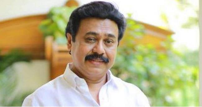 ത​ന്നെ ഒ​തു​ക്കാ​ൻ ശ്ര​മി​ച്ച​വ​ർ ഇ​ന്നും പ​വ​ർ ഗ്രൂ​പ്പ്‌ ആ​യി നി​ൽ​ക്കു​ന്നു: വി​ന​യ​ൻ