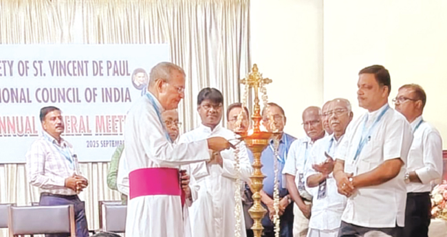 വി​ൻ​സ​ന്‍റ് ഡി ​പോ​ൾ സൊ​സൈ​റ്റി ദേ​ശീ​യ  കൗ​ൺ​സി​ൽ സ​മ്മേ​ള​ന​ത്തി​നു തു​ട​ക്കം