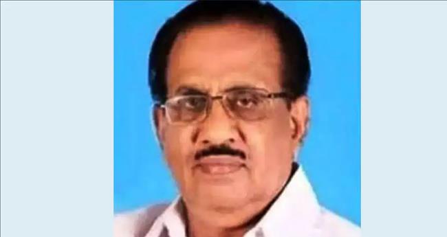 ഡി​സി​സി പ്ര​സി​ഡ​ന്‍റു​മാ​യി ഭി​ന്ന​ത; വ​യ​നാ​ട് യു​ഡി​എ​ഫ് ക​ൺ​വീ​ന​ർ രാ​ജി​വ​ച്ചു