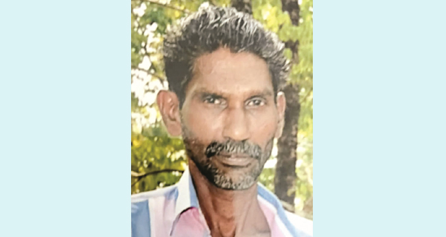 ബസില്‍ യാത്രക്കാരൻ  മരിച്ച നിലയില്‍