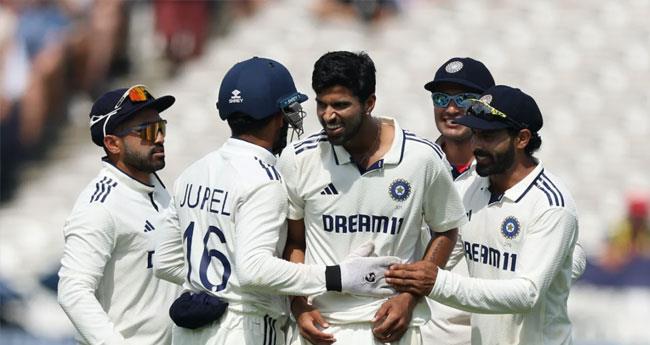 ഇം​ഗ്ല​ണ്ട് 192ന് ​പു​റ​ത്ത്; ഇ​ന്ത്യ​യ്ക്ക് വി​ജ​യ പ്ര​തീ​ക്ഷ