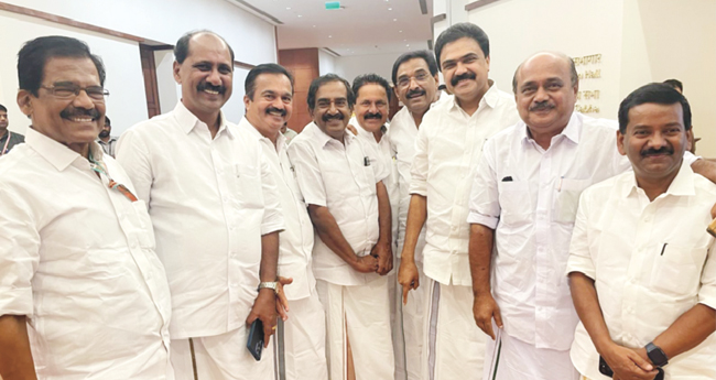 വ​ന്യ​ജീ​വി പ്ര​ശ്ന​ത്തി​ൽ രാഷ്‌ട്രീ​യ  വ്യ​ത്യാ​സ​മി​ല്ല: ഇ​ട​ത്, വ​ല​ത് എം​പി​മാ​ർ