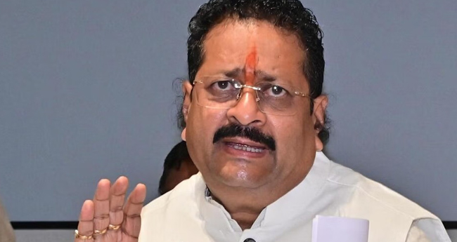 വിമത എംഎൽഎ യാത്നലിനെ ബിജെപിയിൽനിന്നു പുറത്താക്കി