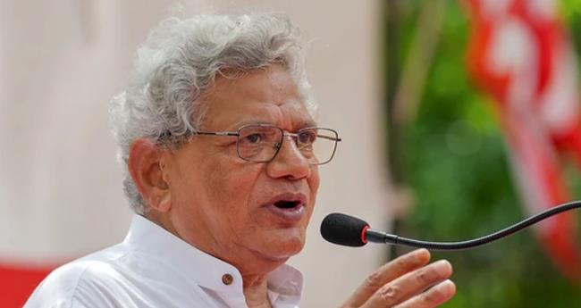 ക​മ്യൂ​ണി​സ്റ്റാ​യ സീ​താ​റാം ഓ​ര്‍​മ​യാ​കു​മ്പോ​ള്‍...