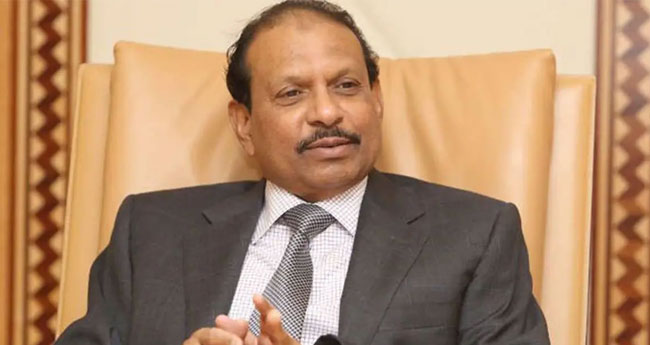 ഫാ​ദേ​ഴ്‌​സ് എ​ന്‍​ഡോ​വ്‌​മെ​ന്‍റ് പ​ദ്ധ​തി​യി​ലേ​ക്ക്  47.50 കോ​ടി ന​ല്‍​കി എം.​എ. യൂ​സ​ഫ​ലി