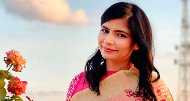 ഇ​ര​വി​ൻ ക​ണ്ണീ​ർ നീ...
