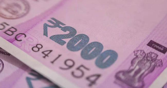 Shopkeeper Refuses To Accept Rs 2000 Note