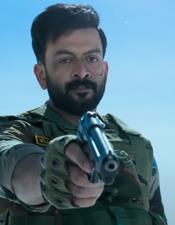 പൃ​ഥ്വി​രാ​ജ് നാ​യ​ക​നാ​കു​ന്ന ‘സ​ർ​സ​മീ​ൻ’ ടീ​സ​ർ; വി​ല്ല​നാ​യി സെ​യ്ഫ് അ​ലി​ഖാ​ന്‍റെ മ​ക​ൻ