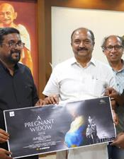 എ ​പ്ര​ഗ്ന​ന്‍റ് വി​ഡോ​യു​ടെ ഫ​സ്റ്റ്ലു​ക്ക് പോ​സ്റ്റ​ർ പു​റ​ത്തി​റ​ക്കി മ​ന്ത്രി എ​ൻ. ബാ​ല​ഗോ​പാ​ൽ