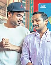 സ്വ​യം കീ​ഴ​ട​ങ്ങി​യാ​ൽ വെ​റു​തെ വി​ടു​മെ​ന്ന് ക​രു​തി​യോ കു​ഞ്ഞേ? "അ​ശ്വ​മേ​ധം’ ട്രോ​ളി​ൽ ബേ​സി​ലി​നോ​ട് ടൊ​വി​നോ
