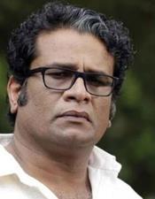 എ​ന്തൊ​രു പൊ​ള്ള​ത്ത​ര​മാ​ണ് ഈ ​സം​ഘ​ട​ന​യ്ക്ക്, രാ​ജി​വ​ച്ചു പോ​യ എ​ന്നെ വി​ളി​ച്ച് വോ​ട്ട് ചോ​ദി​ക്കു​ന്നു; ഹ​രീ​ഷ് പേ​ര​ടി