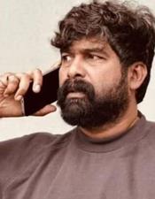 മ​ക​ളെ സ​ഹ​പാ​ഠി ആ​ദ്യം കാ​ണി​ച്ച​ത് ഈ ​തെ​റി​പ​റ​ഞ്ഞ ട്രോ​ൾ; 