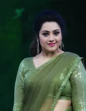ന​ടി മീ​ന ബി​ജെ​പി​യി​ലേ​ക്ക്?