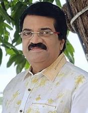 പ്രി​യ വി​ജ​യേ​ട്ടാ, ഞാ​ൻ അ​മേ​രി​ക്ക​യി​ലാ​ണ്; വാ​ർ​ഷി​കാ​ഘോ​ഷ പ​രി​പാ​ടി​യി​ൽ പ​ങ്കെ​ടു​ക്കാ​ൻ ക​ഴി​യി​ല്ലെ​ന്ന് അ​റി​യി​ച്ച് എം.​ജി.​ശ്രീ​കു​മാ​ർ