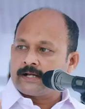 വി​നാ​യ​ക​ൻ ഒ​രു പൊ​തു​ശ​ല്യ​മാ​ണ്, സ​ർ​ക്കാ​ർ പി​ടി​ച്ചു​കെ​ട്ടി ചി​കി​ത്സി​ക്ക​ണം: കോ​ൺ​ഗ്ര​സ് നേ​താ​വ് മു​ഹ​മ്മ​ദ് ഷി​യാ​സ്