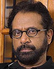 ഭൂ​മി​യി​ൽ നി​ൽ​ക്കു​ന്ന ഒ​രാ​ൾ പ്ലെ​യി​ൻ ഇ​ടി​ച്ചു​മ​രി​ക്കാ​നു​ള്ള സാ​ധ്യ​ത 10 മി​ല്യ​ണി​ൽ ഒ​ന്നാ​ണ്, എ​ന്നി​ട്ടും..​ത​മ്പി ആ​ന്‍റ​ണി പ​റ​യു​ന്നു
