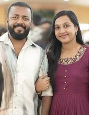 ഇ​ര​ട്ട​ക്കു​ട്ടി​ക​ളു​ടെ അ​ച്ഛ​നാ​യി വി​ഷ്ണു ഉ​ണ്ണി​കൃ​ഷ്ണ​ൻ; ആ​ശം​സ​യു​മാ​യി ദു​ൽ​ഖ​ർ