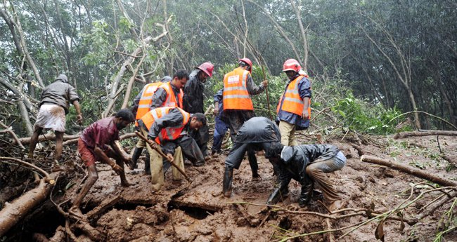 മൂ​ന്നാ​ഴ്ച​യ്ക്ക​കം ക​ള​ക്ട​ർ​മാ​ർ ഭൂ​മി ക​ണ്ടെ​ത്തി റി​പ്പോ​ർ​ട്ട് ന​ൽ​ക​ണം