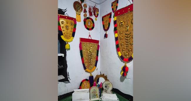 പ​രി​മി​തി​ക​ളെ തോ​ല്‍​പ്പി​ച്ച​വ​രു​ടെ ക​ര​വി​രു​തി​നു വി​ദേ​ശ​ത്തും പ്രി​യം