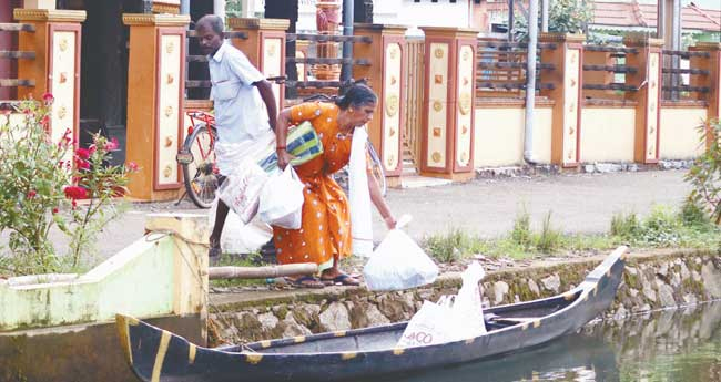 മി​ന്ന​ൽ​പ്ര​ള​യ​ത്തി​നു പി​ന്നി​ൽ അ​തി​വ​ർ​ഷം