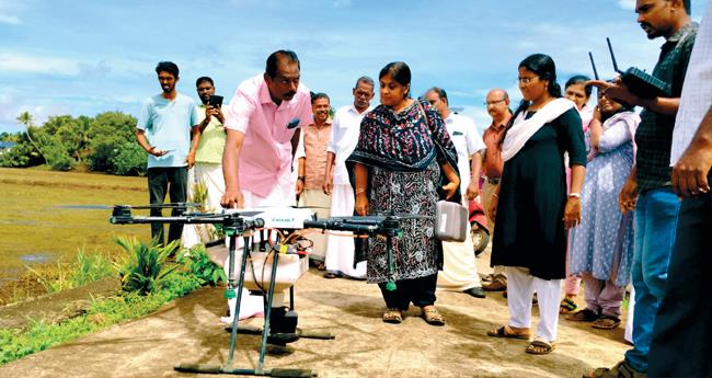 ചി​ല്ല​റ പ​ണി​ക്കാ​ര​ന​ല്ല ഡ്രോ​ണ്‍
