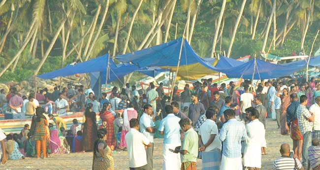 അവസാനിക്കാത്ത മുന്നറിയിപ്പുകള്‍