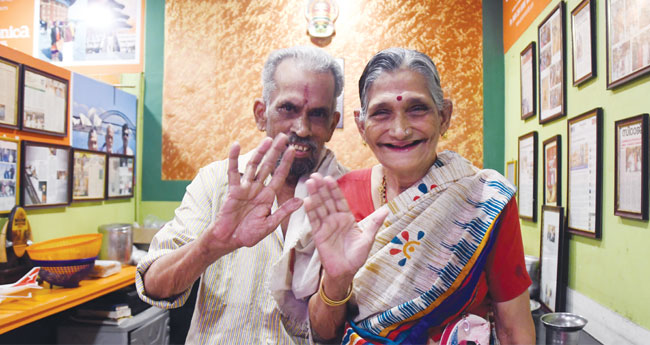 ചാ‌യകോപ്പയിലെ ചൂടിൽനിന്നും  റഷ്യൻ മണ്ണിലേക്കൊരു  വിജ"യാത്ര'