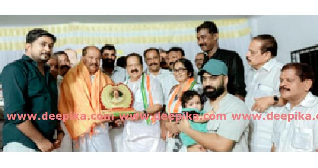 അനുസ്മരണസമ്മേളനവും പുരസ്കാര വിതരണവും