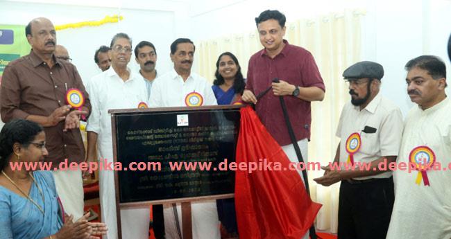 പു​തി​യ ടൂ​റി​സം ഡെ​സ്റ്റി​നേ​ഷ​നു​ക​ള്‍  ക​ണ്ടെ​ത്തും: മ​ന്ത്രി റി​യാ​സ്
