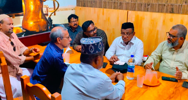 മാ​പ്പി​ള​ക​ലാ അ​ക്കാ​ഡ​മി ദ​ശ​വാ​ർ​ഷി​ക​ത്തി​ന്  ത​മി​ഴ് ക​ലാ​സം​ഘ​ത്തി​ന്‍റെ ക​ലാ​പ​രി​പാ​ടി​ക​ൾ