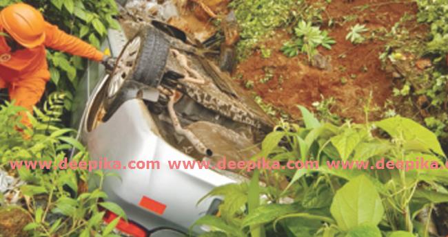 അ​ടി​മാ​ലി മേ​ഖ​ല​യി​ൽ ര​ണ്ട് വാ​ഹ​നാ​പ​ക​ട​ങ്ങ​ളി​ൽ മൂ​ന്നു​പേ​ർ​ക്ക് പ​രി​ക്ക്
