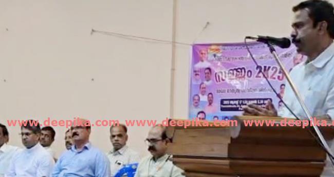 സ​മു​ദാ​യ അം​ഗ​ങ്ങ​ൾ രാ​ഷ്ട്രീ​യ​ത്തി​ൽ ഇ​ട​പെ​ടാ​ൻ ത​യാറാ​ക​ണം: ക​ത്തോ​ലി​ക്ക കോ​ൺ​ഗ്രസ്