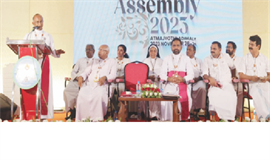 ഇ​ടു​ക്കി രൂ​പ​ത​യു​ടെ പ്ര​ഥ​മ എ​പ്പാ​ർ​ക്കി​യ​ൽ  അ​സം​ബ്ലി​ക്ക് ഉ​ജ്വ​ല പ​രി​സ​മാ​പ്തി