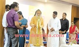 അ​ധ്യാ​പ​കധ്യാ​ന​വും വാ​ർ​ഷി​ക​വും