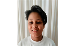 വ്യ​ത്യ​സ്ത ക​ഥാ​പാ​ത്ര​ങ്ങ​ളി​ലൂ​ടെ അ​മ​ലി​ന്‍റെ മി​ന്നും പ്ര​ക​ട​നം