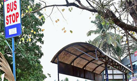 ബ​സ് കാ​ത്തി​രി​പ്പ്  കേ​ന്ദ്ര​ങ്ങ​ൾ  പു​നഃ​സ്ഥാ​പി​ക്ക​ണം: നി​വേ​ദ​നം ന​ൽ​കി