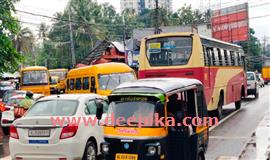 സം​​ക്രാ​​ന്തി​​യി​​ലും ച​​വി​​ട്ടു​​വ​​രി​​യി​​ലും കു​​രു​​ക്കോ​​ടു കു​​രു​​ക്ക്