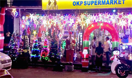 ക്രി​സ്തു​മ​സി​നെ വ​ര​വേ​ൽ​ക്കാ​ൻ നാ​ടൊ​രു​ങ്ങി