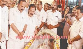 എൻ. ദേവകിയമ്മയ്ക്ക് ആ​യി​ര​ങ്ങ​ൾ അ​ന്തി​മോ​പ​ചാ​രം അ​ർ​പ്പി​ച്ചു