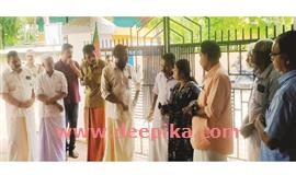പാ​ത​ക​ളു​ടെ ശോ​ച്യാ​വ​സ്ഥ:  പ​ഞ്ചാ​യ​ത്ത്  ഓ​ഫീ​സി​ന്‍റെ ഗേ​റ്റ് പൂ​ട്ടി ബി​ജെ​പി പ്ര​തി​ഷേ​ധി​ച്ചു