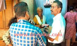 21 പേ​ര്‍ ക​ഴി​യു​ന്ന​ത് ഒ​രു വീ​ട്ടി​ല്‍!; കു​റു​മ്പി​യു​ടെ ദു​രി​ത​മ​റി​ഞ്ഞ്  ഉ​ദ്യോ​ഗ​സ്ഥ​ര്‍ വീ​ട്ടി​ലെ​ത്തി