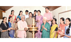 കു​ട്ടി ഗ​വേ​ഷ​ക​നു​ള്ള പു​ര​സ്‌​കാ​രം സ​മ്മാ​നി​ച്ചു