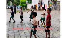 ല​ഹ​രി​ക്കേ​തി​രേ ഫ്ളാ​ഷ് മോ​ബും ബോ​ധ​വ​ത്ക​ര​ണ​വും ന​ട​ത്തി