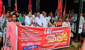 എ​ൽ​ഡി​എ​ഫ് പ്ര​തി​ഷേ​ധ മാ​ർ​ച്ച് ന​ട​ത്തി