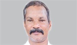 ബൈ​ക്ക​പ​ക​ട​ത്തി​ൽ  പ​രി​ക്കേ​റ്റ​യാ​ൾ മ​രി​ച്ചു