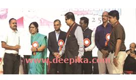 മി​നി​സ്റ്റേ​ഴ്‌​സ്  എ​ക്‌​സ​ല​ന്‍​സ്  അ​വാ​ര്‍​ഡ് ഏ​റ്റു​വാ​ങ്ങി