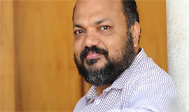 വെ​രൂ​ര്‍ ഇ​ന്‍ഡ​സ്ട്രി​യ​ല്‍ എ​സ്റ്റേ​റ്റി​ലെ  ഭൂ​മി സം​ബ​ന്ധ​മാ​യ പ്ര​ശ്‌​ന​ങ്ങ​ള്‍  പ​രി​ഹ​രി​ക്കും: മ​ന്ത്രി രാ​ജീ​വ്